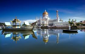 Mullah begawan sultan sir muda omar ali saifuddien iii (full name, sultan haji omar ali saifuddien saadul khairi waddien ibni sultan muhammad jamalul alam ii, gcvo, kcmg; Sultan Omar Ali Saifuddin Mosque Bandar Seri Begawan Bewertungen Und Fotos