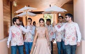10 Umbrella Phoolon Ki Chaadar Ideas To Up Your Bridal Entry Game Bride Entry Indian Wedding Photography Poses Indian Wedding Theme