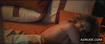 FARAH ZEYNEP ABDULLAH Nude - AZNude