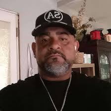 Juan Mascorro's Instagram, Twitter & Facebook