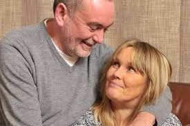 Husband Kevin Simpson donates kidney to Leanne