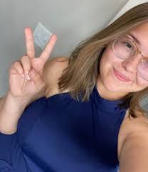 Tabitha Easley's Instagram, Twitter & Facebook