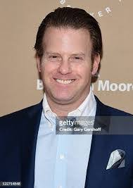 Gary Siegel's Instagram, Twitter & Facebook