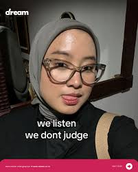 Jessica Iskandar dan Vincent Verhaag telah resmi menjadi pasangan suami  istri. Setelah mengumumkan pertunangannya belum lama ini, presenter yang  terkenal dengan nama Jedar itu menggelar acara pemberkatan pada Jumat, 22  Oktober 2021,