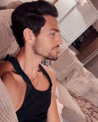 Going through the camera roll and realizing something. Coffee and  architecture 🔂