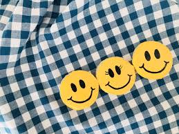 Put A Smile On Your Face Royalicing Sugarcookies Royal Icing Sugar Cookies Bop