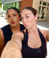 Halle, Chloe, Adut Akech, Coco Jones and Victoria Monet 🤎