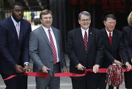 Below are 48 working coupons for men discount suits in atlanta from reliable websites that we have updated for users to get maximum savings. Uga Rolls Out Red And Black Carpet For Magill Society Donors News Athens Banner Herald Athens Ga