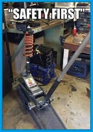 Als Ich Das Gesehen Habe Traute Ich Meinen Augen Nicht Ein Absolutes No Go Euer Stefan Vom Team Der Autoe Auto Witze Mechaniker Humor Verruckte Autos