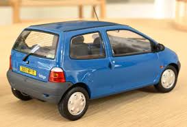 Image result for Bleu 1995 Renault