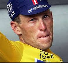 D'ailleurs, encore aujourd'hui, en 2017, les ennuis continuent pour le champion déchu. Lecture Velo Itineraire D Un Salaud Ils Ont Fait Tomber Lance Armstrong Dingue De Velo
