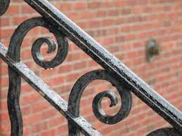 The material chosen was bs en 1563 450/10, a ductile iron that can. Datei Wrought Iron Railing Jpg Wikipedia
