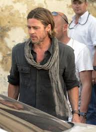 Chances are good that if you didn't know any better, you would think the following pictures of brad pitt as u.n. Brad Pitt Shooting World War Z In Malta Pictures With Zombies Popsugar Celebrity
