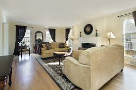 41 Living Rooms With Hardwood Floors Pictures Casual Living Room Design Casual Living Rooms Blue Accents Living Room