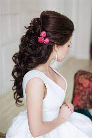 20 Awe Inspiring Engagement Hairstyles Sheideas Bridal Hair Buns Long Hair Styles Modern Bridal Hairstyles