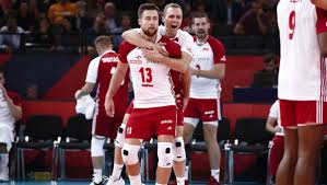 Belgię, francję, holandię i słowenię.zwycięzcą turnieju została reprezentacja serbii, srebro zdobyli siatkarze słoweńscy natomiast brąz wywalczyli polacy Mistrzostwa Europy Siatkarzy 2021 I Mistrzostwa Swiata Siatkarek 2022 W Polsce Sport Tvp Pl