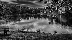 Monopteros Im Schlosspark Nymphenburg Schlosspark Schloss Nymphenburg Englischer Garten