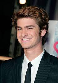 Happy Birthday Andrew Garfield See 29 Of His Hottest Shots Andrew Garfield Andrew Andrew Rannells