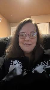 I'm going down to topless bowling alley and find Fast Fannie! 😆 🤣