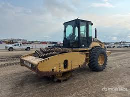 Caterpillar CP663E Padfoot Compactor