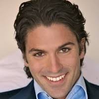 9 perfiles de «Mario Rivelli»