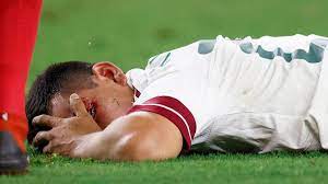 De esta manera, el delantero del napoli se perderá lo que resta del certamen, y tendrá un tiempo out incluso en el comienzo de la temporada con su equipo en italia.¡aterradora y brutal contacto sobre el 'chucky' lozano, quien sangra y cae noqueado al césped!#copaoroxazteca. Fyo8phzqqrn0tm