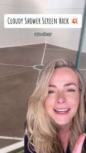 Amelia Cleaning Hacks