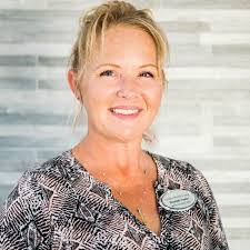 Heidi Pfeffer's Instagram, Twitter & Facebook