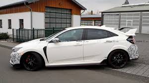 As opposed to the reviews that james may did for top gear or does for the grand tour, the ones the british journalist uploads to drivetribe are a bit shorter. James May Needs Only 2 Minutes To Review The Honda Civic Type R