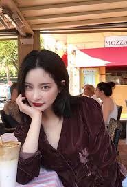 Find this pin and more on byun jungha 변정하 by ad astra per aspera. ì¸ì‚¬ì´íŠ¸ íŒ¨ì…˜ í'ë°œ í•˜ê³  ë¯¸ëª¨ í¬í… í„°ì§„ ëª¨ë¸ ë³€ì •í•˜ Facebook