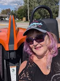 Hello my name is Cody Appleton I'm the son of Martha Appleton a lot of  y'all probably may not know me or have even heard of me that is because 3  months