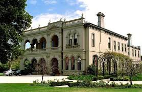 Pin By Emma Hewitt On Houses Mansions Historic Homes Historic Mansion