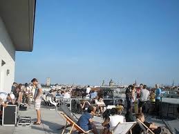 Die Dachterrasse Des Cafes Vorhoelzer Forum In Der Tu Munchen Cafes Munchen Munchen Restaurant Munchen