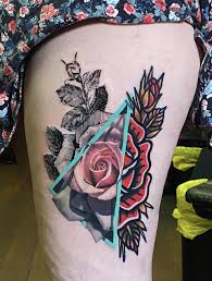 Compass tattoos look amazing and you do not need to add any colour to show it off. Three Way Rose Beamazed