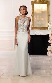 We did not find results for: Vintage Brautkleid Mir Silberner Perlenstickerei Stella York