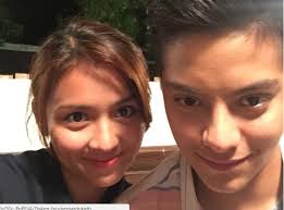 Indeed, kathniel are proud supporters of mar roxas and leni. Daniel Padilla Kathryn Bernardo Flaunt Beach Bods In Boracay Pilipinas Popcorn