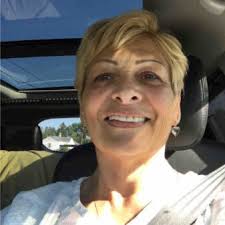 I am so proud of my step-mom Angel Knorr for returning to school and  graduating with her Master's from the University of Tennessee, Knoxville!