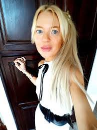 Anna Solak's Instagram, Twitter & Facebook