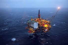 Oil platforms will have drilling equipment that allows them to keep drilling wells if a rig is close enough to shore, workers might be transported on ships or helicopters for their shifts, but for rigs further out to sea, it makes. Major Offshore Energy Events Of 2016 Vol 2 Offshore Energy