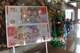 Scopri ricette, idee per la casa, consigli di stile e altre idee da provare. Gubernur Kaget Busana Adat Di Uang Rp 75 Ribu Bikin Heboh Republika Online