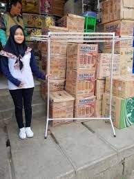 Terjemahan untuk 'jemuran pakaian' dalam kamus bahasa inggris gratis dan banyak terjemahan bahasa inggris lainnya. Jemuran Baju Jemuran Gawang Baju Subur Besar Jemuran Butik Laundry Gantungan Perkakas Rumah Tangga Rumah Tangga Bukalapak Com Inkuiri Com