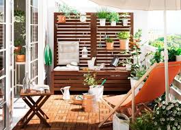 20 idees pour amenager son balcon avec ikea amenager balcon patio ikea amenagement petit balcon