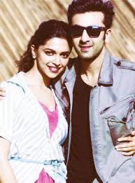 Deepika Padukone And Ranbir Kapoor Bollywood Couples Bollywood Celebrities Bollywood Actress
