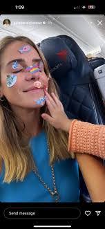 Julia Lemon's Instagram, Twitter & Facebook