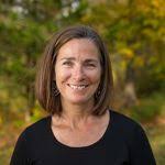 Kerry Crane's Instagram, Twitter & Facebook