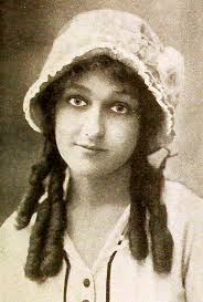 Her Grandmother's Wedding Dress (Short 1914)