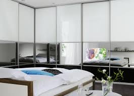 Walau bagaimanapun, tidak semua mempunyai ruang tambahan untuk meter persegi. Kabinet Di Bilik Tidur Dan Gambar Mereka Yang Dibentangkan Dalam Pemilihan Tip Pemilihan