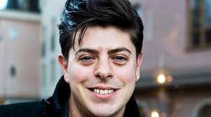 Flickvännens stöd till Kevin Borg