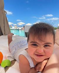 Elizabeth Brock-Jones (@ebrock17) • Instagram photos and videos