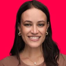 3 observations from the past few months from the SEO community: 1) The same  people that were once stressing the importance of voice optimization are  the same ones pushing GEO. 2) The